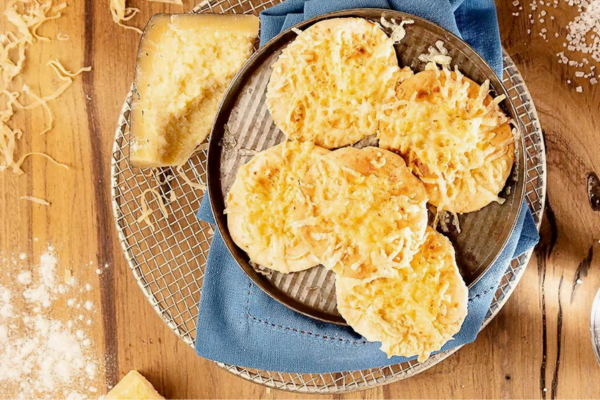 Cheese crackers